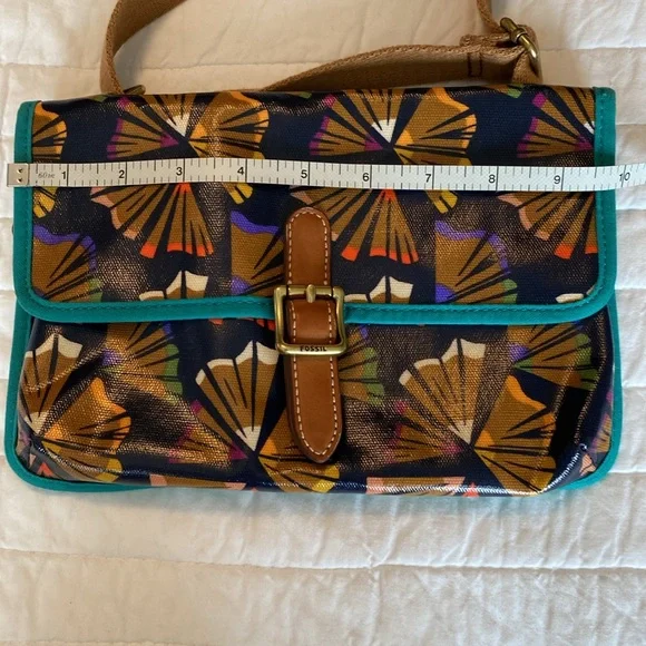 Fossil crossbody bag with matching wallet/pouch - Picture 3 of 10